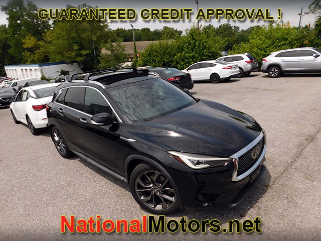 INFINITI QX50 Vehicle Full-screen Gallery Image 02