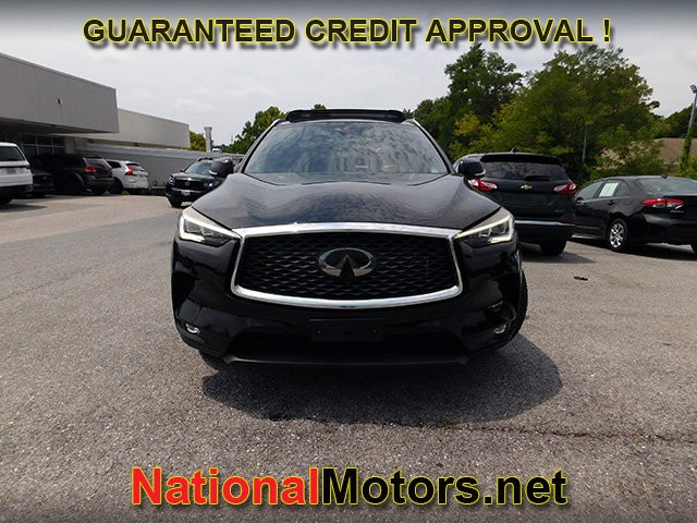 INFINITI QX50 Vehicle Full-screen Gallery Image 03