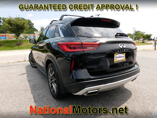 INFINITI QX50 Vehicle Full-screen Gallery Image 06