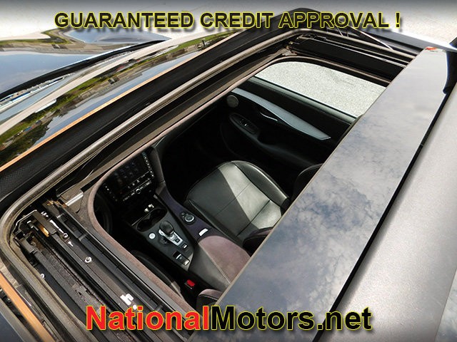 INFINITI QX50 Vehicle Full-screen Gallery Image 15