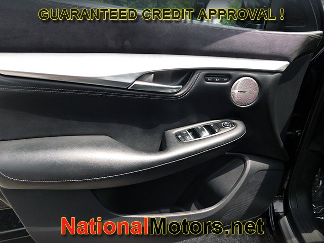 INFINITI QX50 Vehicle Full-screen Gallery Image 16
