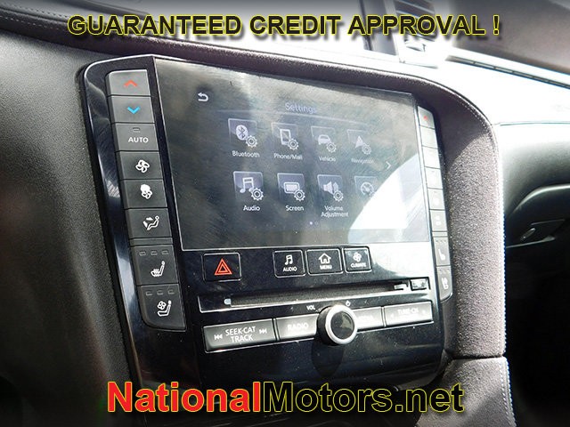 INFINITI QX50 Vehicle Full-screen Gallery Image 25