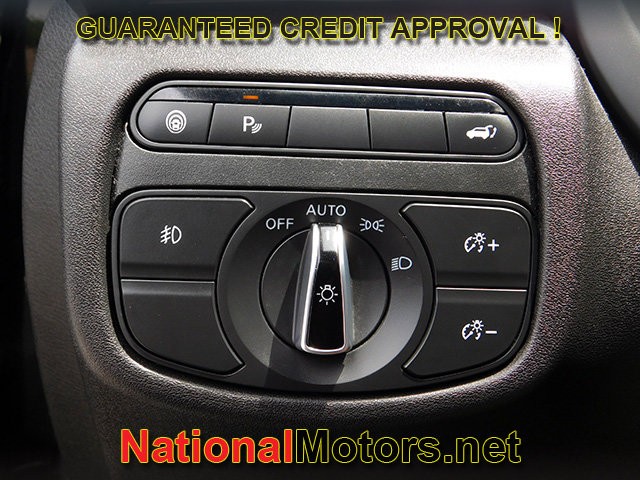 INFINITI QX50 Vehicle Full-screen Gallery Image 31