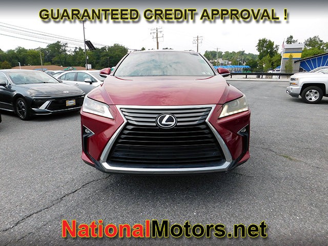 Lexus RX 350 Vehicle Full-screen Gallery Image 03