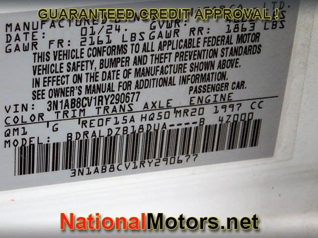 Nissan Sentra Vehicle Full-screen Gallery Image 25
