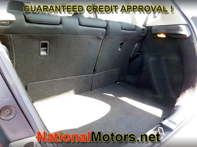 Honda Fit Vehicle Full-screen Gallery Image 05