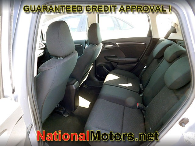 Honda Fit Vehicle Full-screen Gallery Image 07