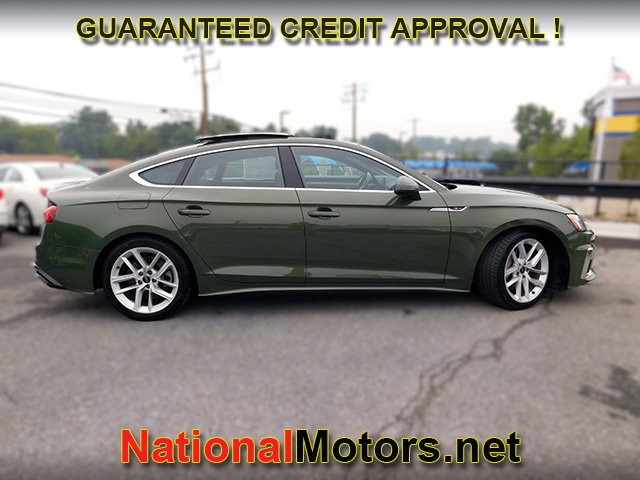 Audi A5 Sportback Vehicle Full-screen Gallery Image 04