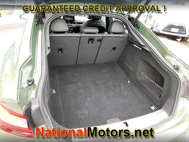 Audi A5 Sportback Vehicle Full-screen Gallery Image 08