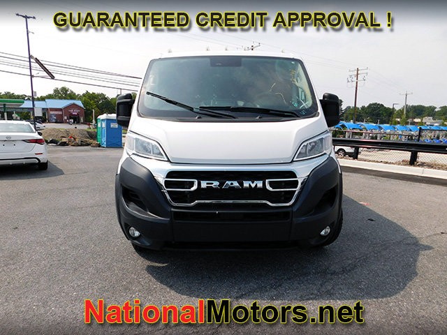 Ram ProMaster Cargo Van Vehicle Full-screen Gallery Image 02