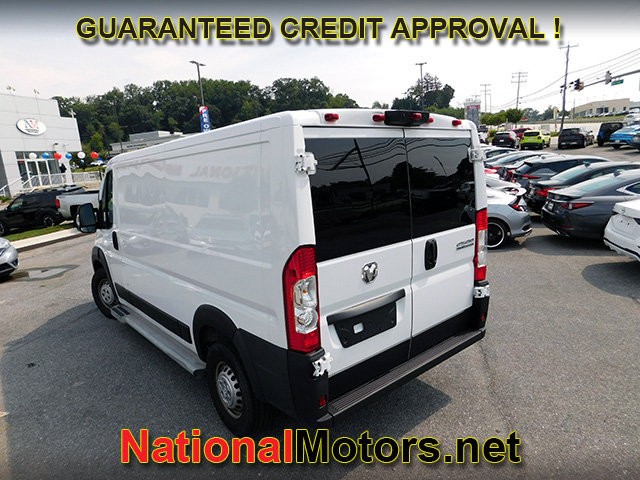 Ram ProMaster Cargo Van Vehicle Full-screen Gallery Image 06
