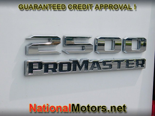 Ram ProMaster Cargo Van Vehicle Full-screen Gallery Image 07