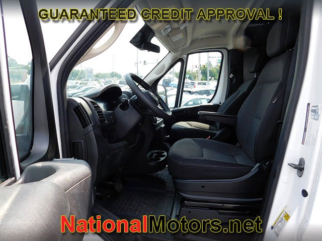 Ram ProMaster Cargo Van Vehicle Full-screen Gallery Image 12