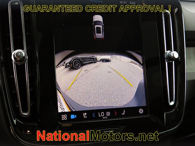 Volvo XC40 Vehicle Full-screen Gallery Image 22