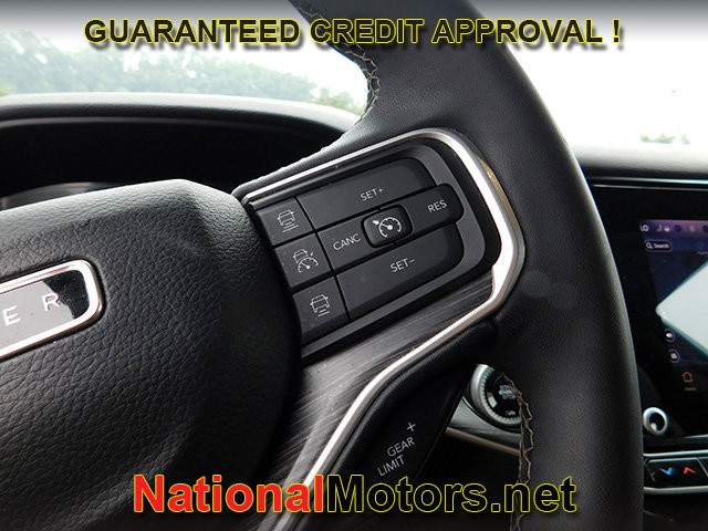Jeep Wagoneer L Vehicle Full-screen Gallery Image 22