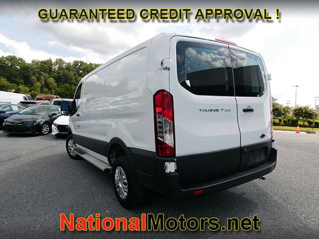 Ford Transit Cargo Van Vehicle Full-screen Gallery Image 06