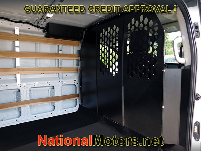 Ford Transit Cargo Van Vehicle Full-screen Gallery Image 09