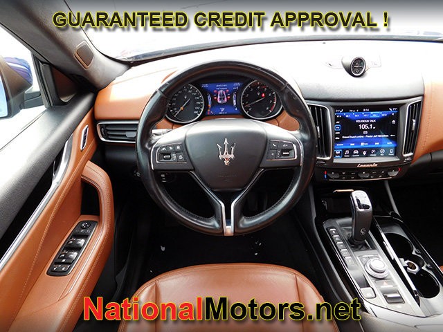 Maserati Levante Vehicle Full-screen Gallery Image 15