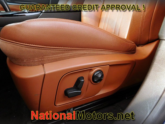 Maserati Levante Vehicle Full-screen Gallery Image 18