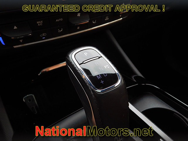 Maserati Levante Vehicle Full-screen Gallery Image 23