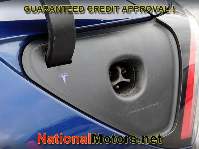 Tesla Model 3 Vehicle Full-screen Gallery Image 20