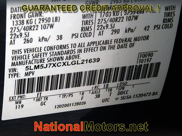 Lincoln Aviator Vehicle Full-screen Gallery Image 29