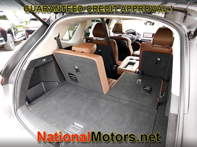 Acura MDX Vehicle Full-screen Gallery Image 10
