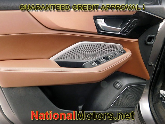 Acura MDX Vehicle Full-screen Gallery Image 18