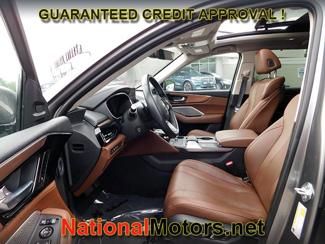 Acura MDX Vehicle Full-screen Gallery Image 20