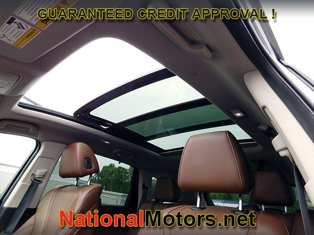 Acura MDX Vehicle Full-screen Gallery Image 22