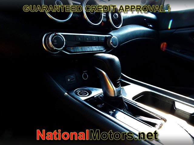Nissan Sentra Vehicle Full-screen Gallery Image 13