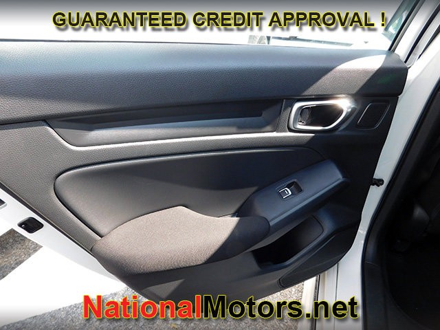 Honda Civic Sedan Vehicle Full-screen Gallery Image 07