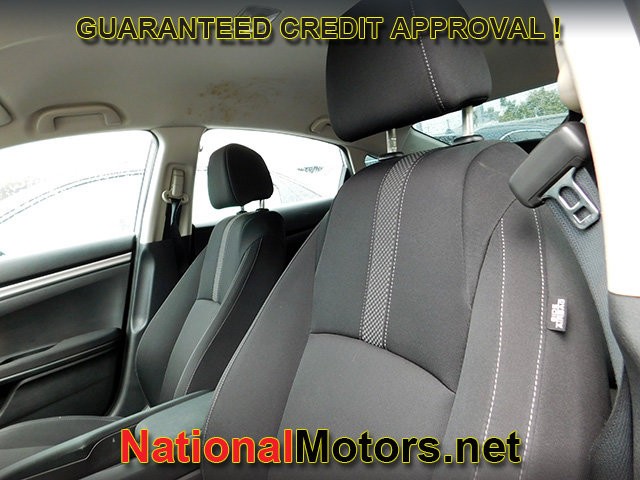 Honda Civic Sedan Vehicle Full-screen Gallery Image 10