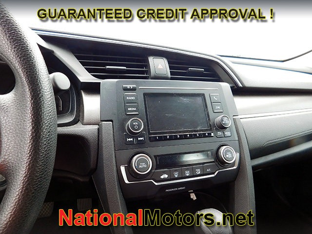 Honda Civic Sedan Vehicle Full-screen Gallery Image 11