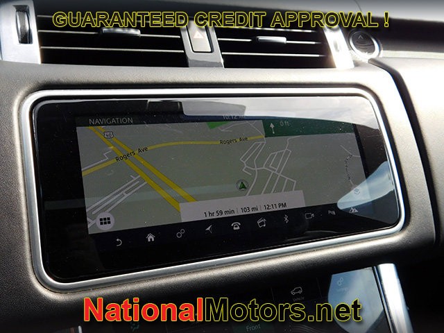 Land Rover Range Rover Sport Vehicle Full-screen Gallery Image 23