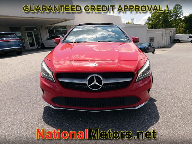 Mercedes-Benz CLA Vehicle Full-screen Gallery Image 03