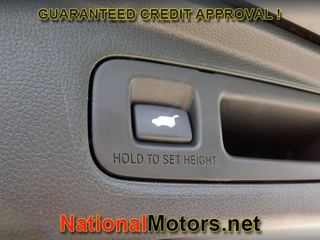 Honda CR-V Vehicle Full-screen Gallery Image 11
