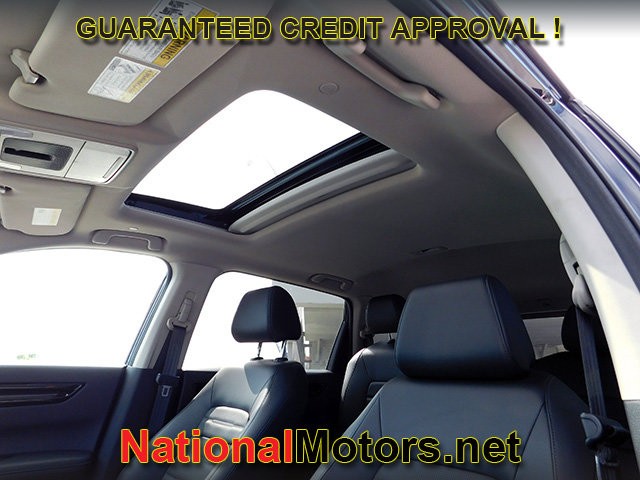 Honda CR-V Vehicle Full-screen Gallery Image 19