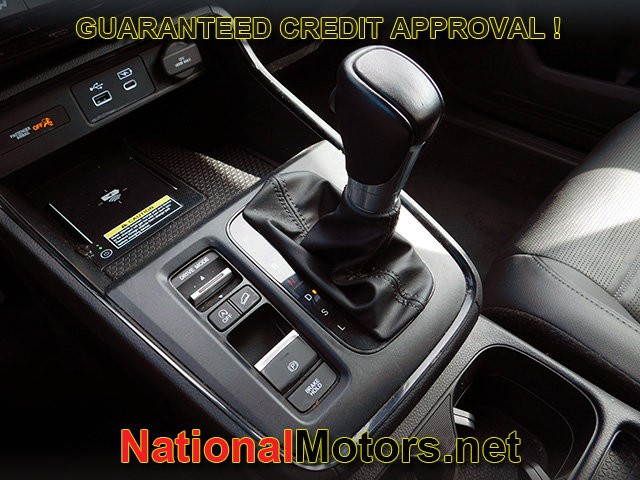 Honda CR-V Vehicle Full-screen Gallery Image 24