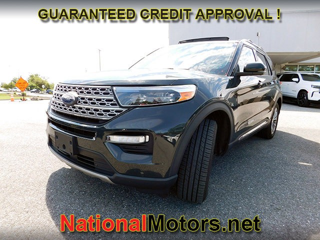 Ford Explorer Vehicle Full-screen Gallery Image 04
