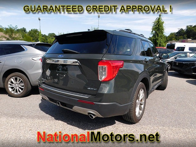 Ford Explorer Vehicle Full-screen Gallery Image 06