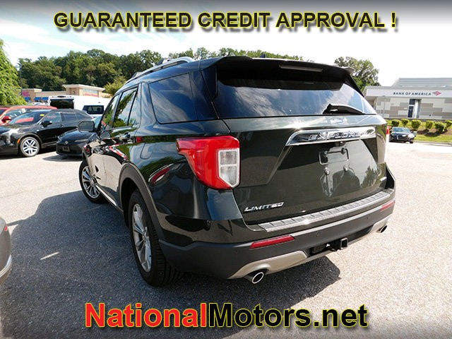 Ford Explorer Vehicle Full-screen Gallery Image 07