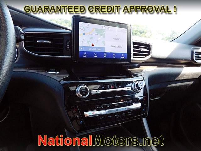 Ford Explorer Vehicle Full-screen Gallery Image 27