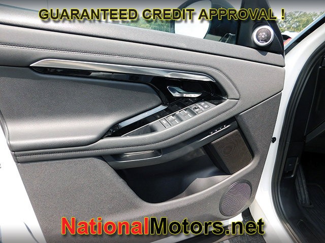 Land Rover Range Rover Evoque Vehicle Full-screen Gallery Image 16