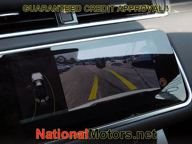 Land Rover Range Rover Evoque Vehicle Full-screen Gallery Image 23
