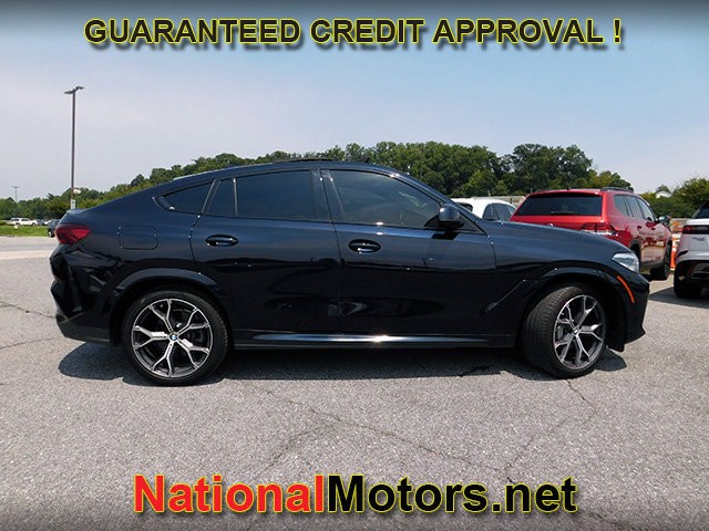 BMW X6 Vehicle Full-screen Gallery Image 05