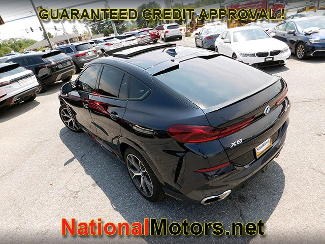 BMW X6 Vehicle Full-screen Gallery Image 08