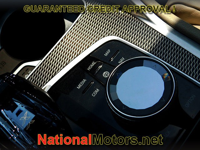 BMW X6 Vehicle Full-screen Gallery Image 27
