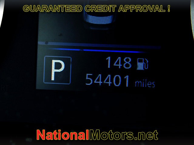 Nissan Sentra Vehicle Full-screen Gallery Image 22