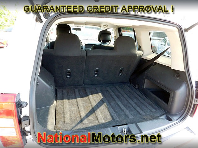 Jeep Patriot Vehicle Full-screen Gallery Image 08